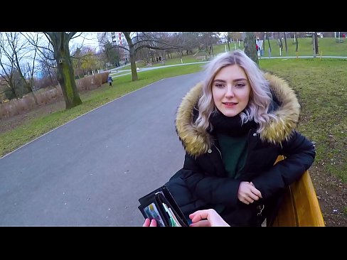 ❤️ Ale i ka ʻume wela a kahi malihini no ke kālā - blowjob ma ka paka na Eva Elfie ❤️❌ Porn video ia makou ﹏